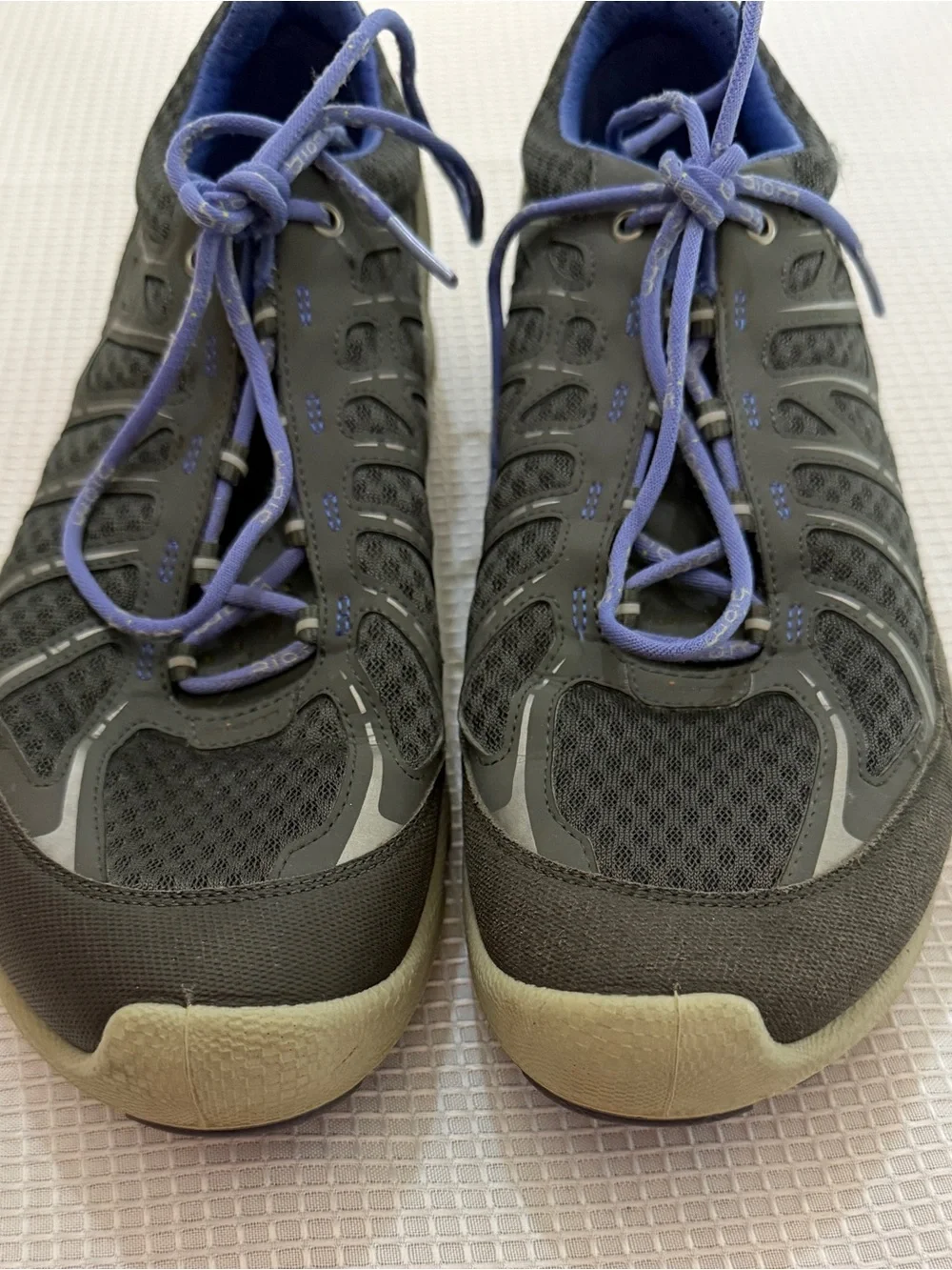 Ecco Biom Train Women’s Gray Sneakers Size US 10/10.5 | 41 Running Shoes Lace Up